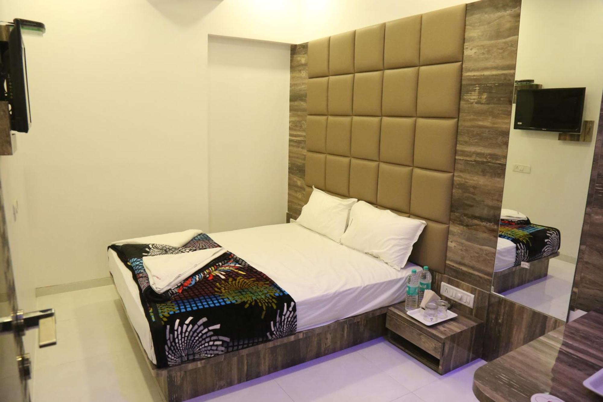 Hotel Magnum Airport T-2 Bombaj Zewnętrze zdjęcie