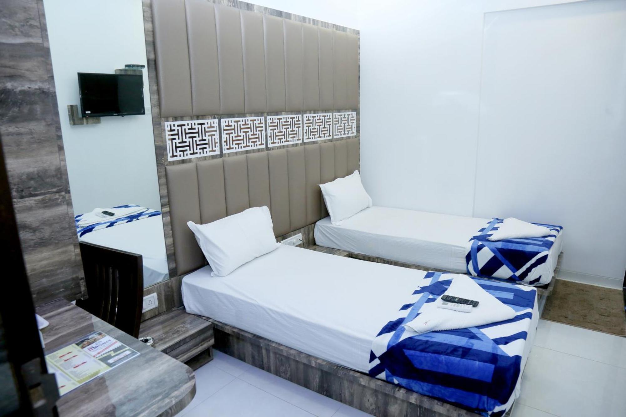 Hotel Magnum Airport T-2 Bombaj Zewnętrze zdjęcie
